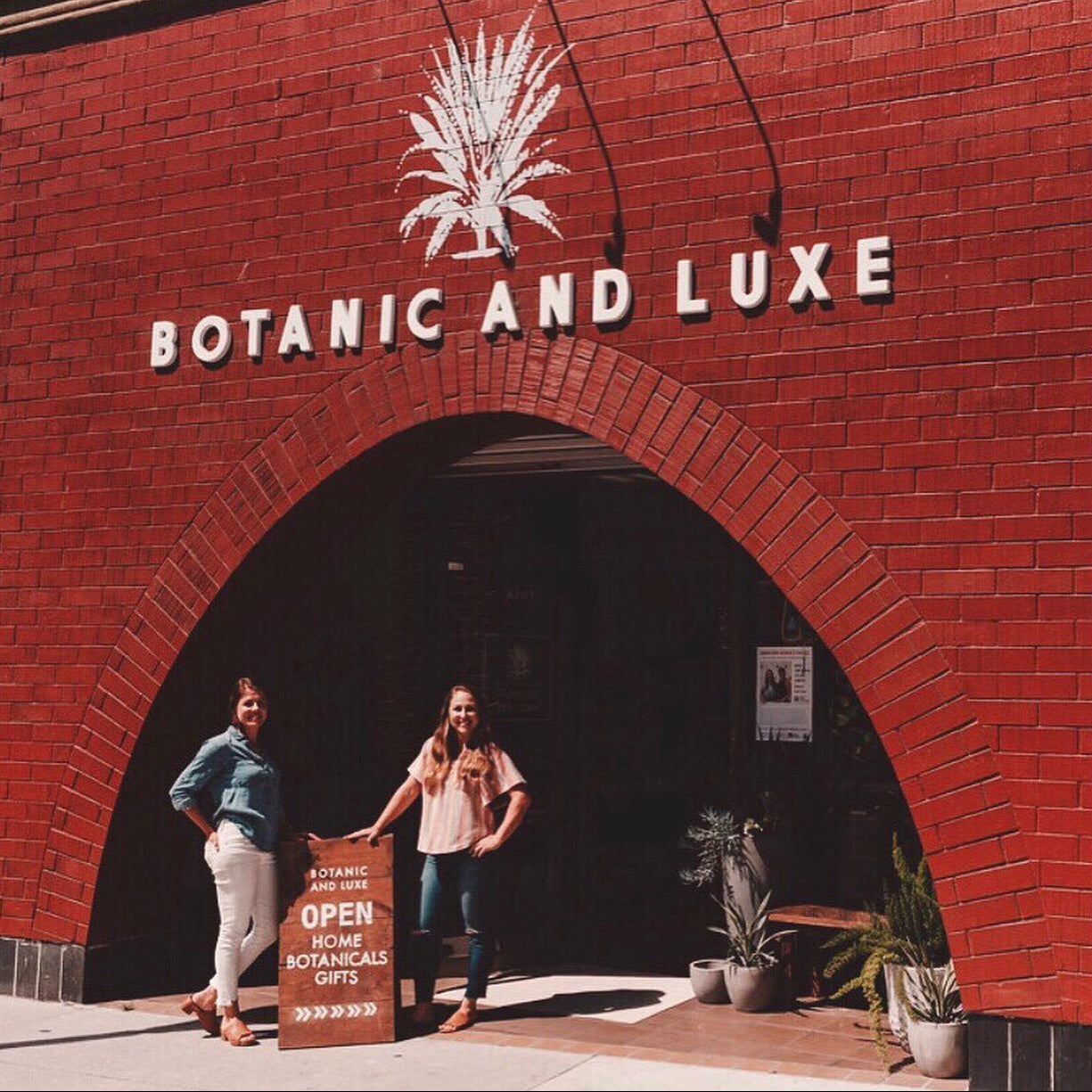 Our Story Botanic and Luxe